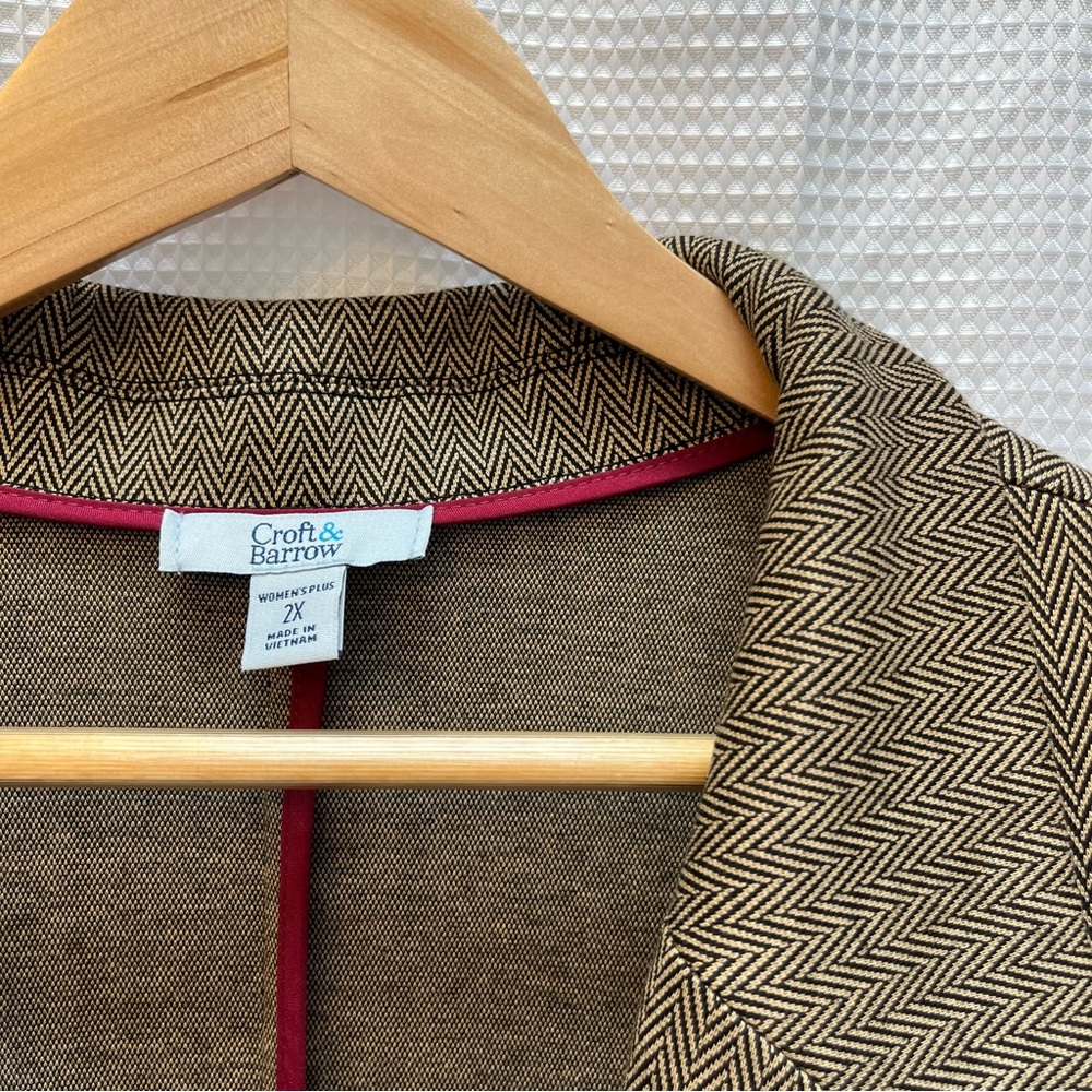 Tan & Black 🤎🖤 herringbone Ponte blazer